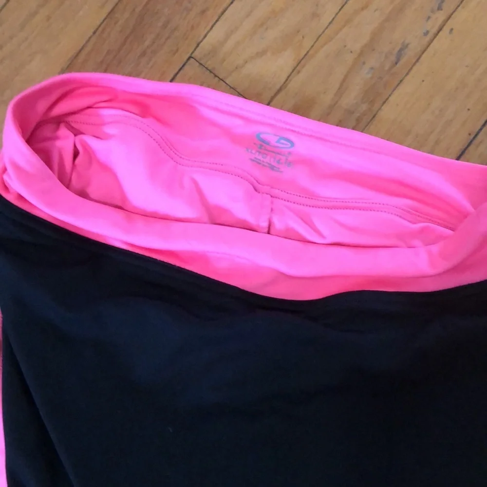 Champion girls black and pink tennis skort